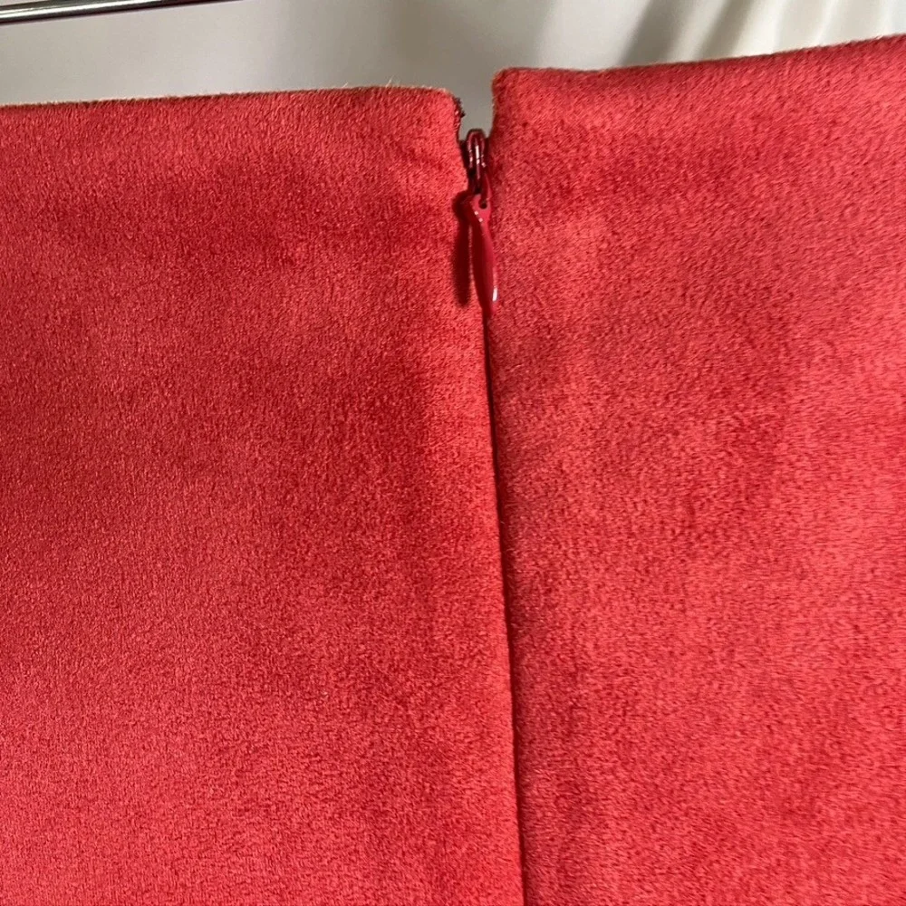 LOFT Outlet Coral Faux Suede‎ Mini Skirt Pockets Women's Size 12 New Fall